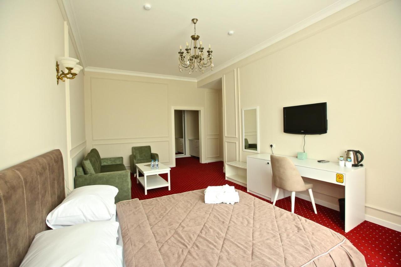 Miraj Hotel Баку Экстерьер фото