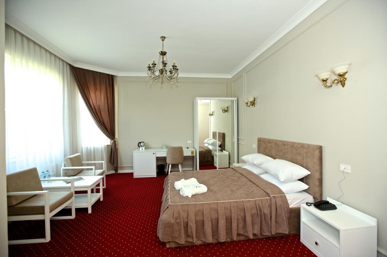 Miraj Hotel Баку Экстерьер фото
