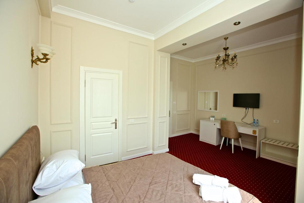 Miraj Hotel Баку Экстерьер фото