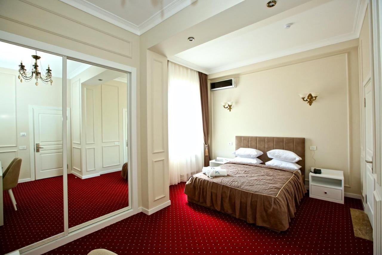 Miraj Hotel Баку Экстерьер фото